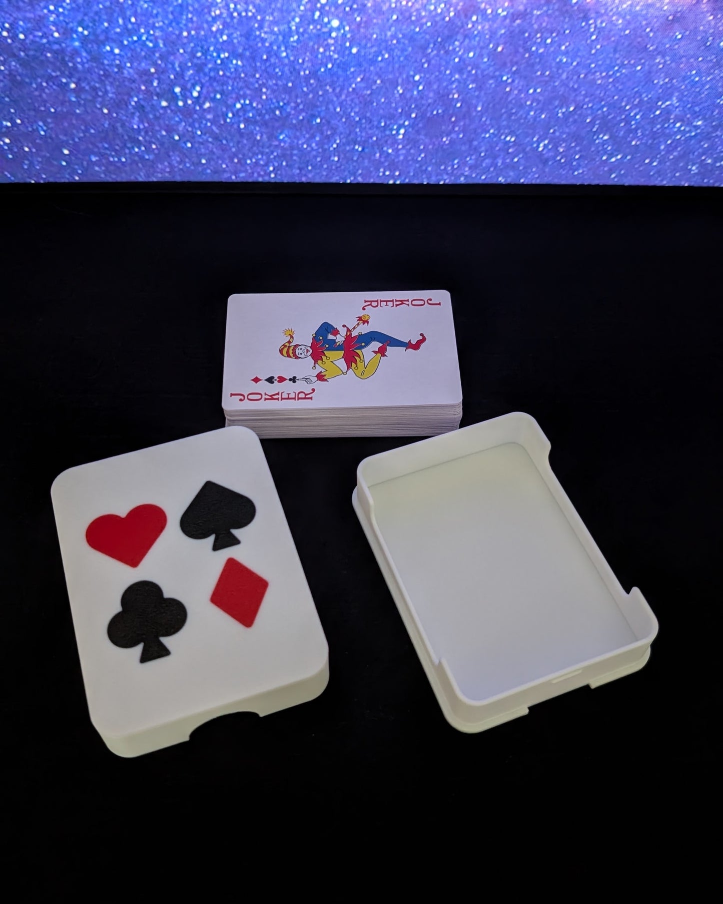 Playing card storage box